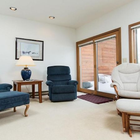 Apartamento St John C Jackson Exterior foto